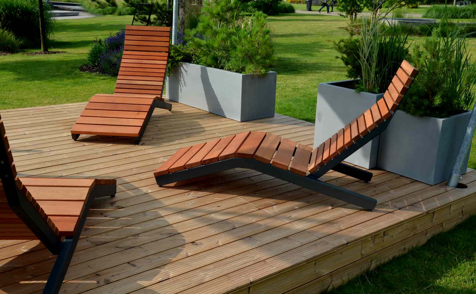 Decking experts near me Middlesex