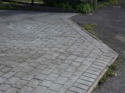 Coloured concrete driveway Kenton