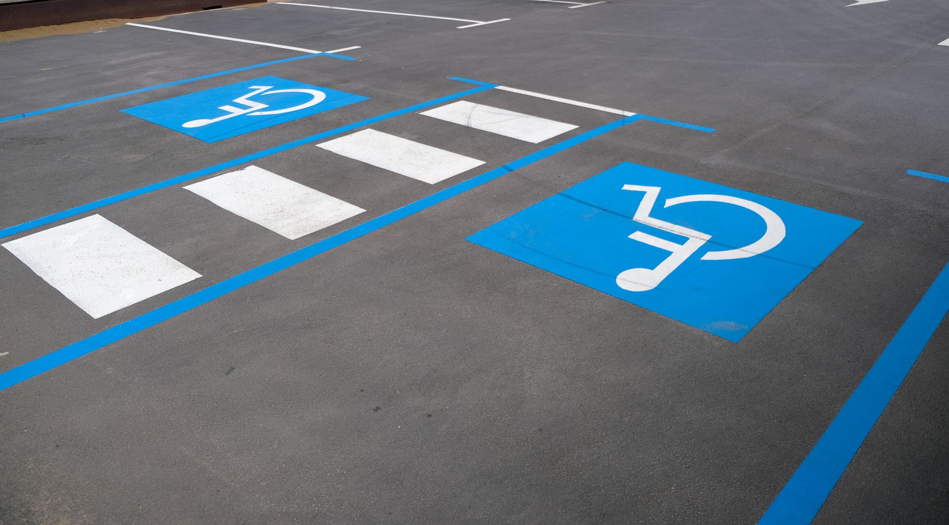 Line marking experts Middlesex