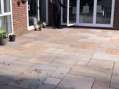 Concrete driveway Colnbrook